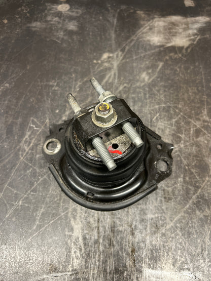 15-23 Dodge Charger Hellcat 6.2L Right Engine Mount W/ Bracket 05038790AA OEM