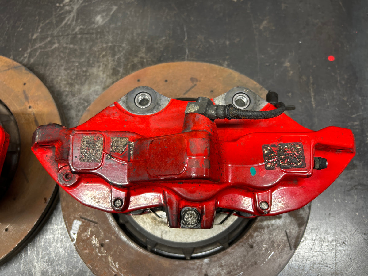 15-23 Charger Challenger Hellcat Front Brembo Caliper Rotor Set