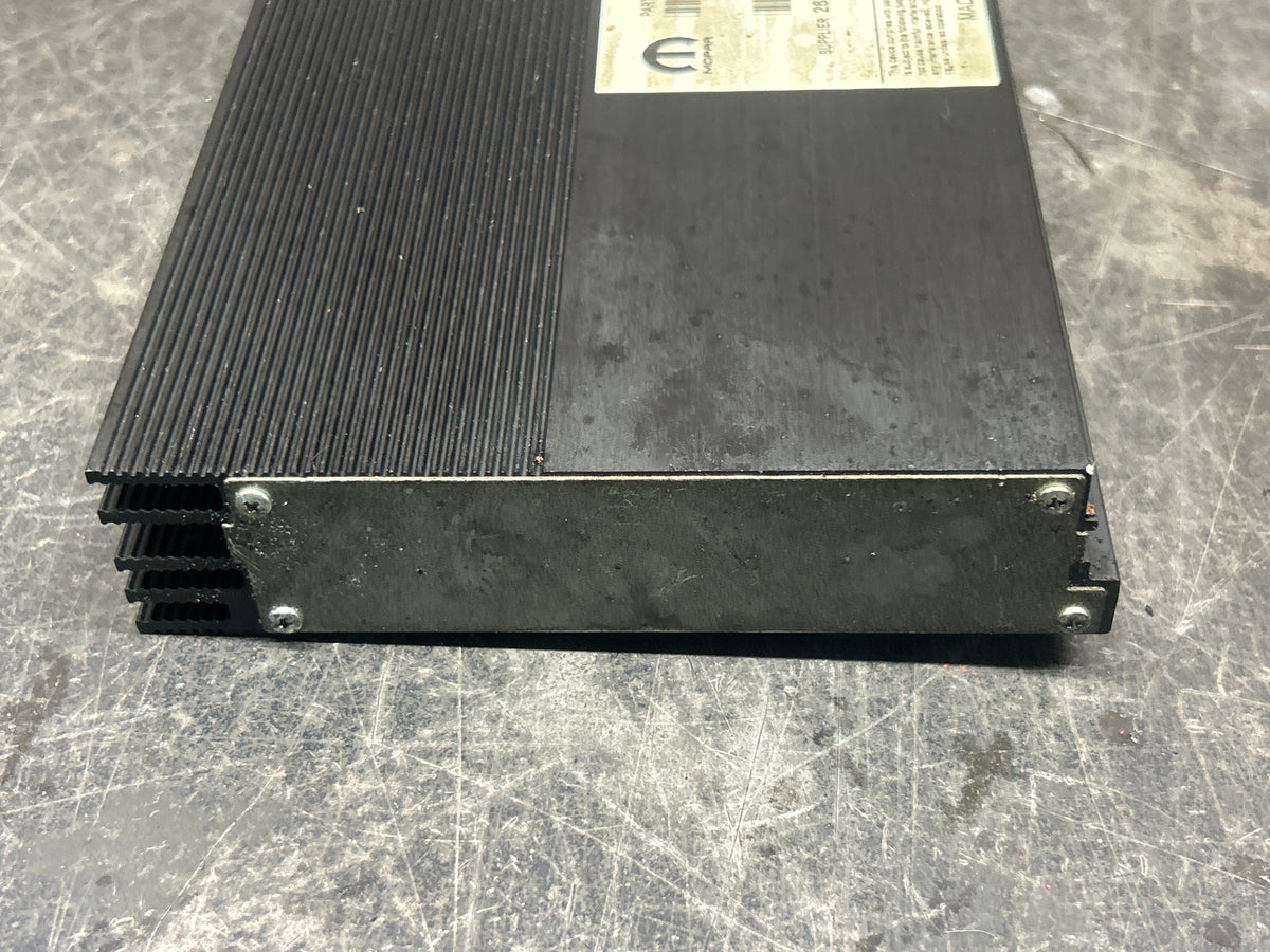 2019 Dodge Charger Hellcat Audio Amplifier 68425657AA W/ Antenna Module OEM