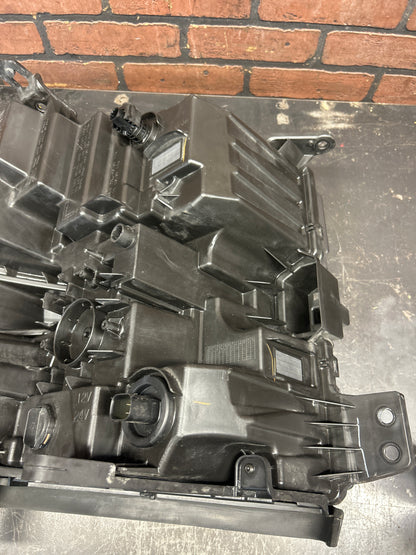 2019-2022 Chevy Silverado 1500 LH Driver Side LED Headlight 84621850 OEM