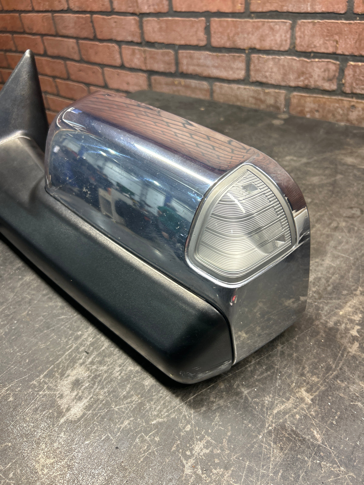 13-18 Ram 1500 2500 3500 LH Driver Power Heated Towing Mirror Chrome 68142673AD