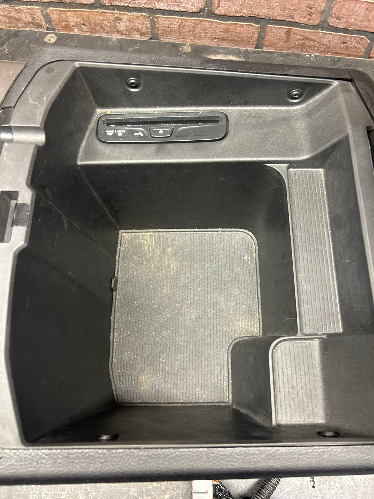 2013-2018 Ram 1500 Limited Full Floor Center Console W/ Armrest Black OEM