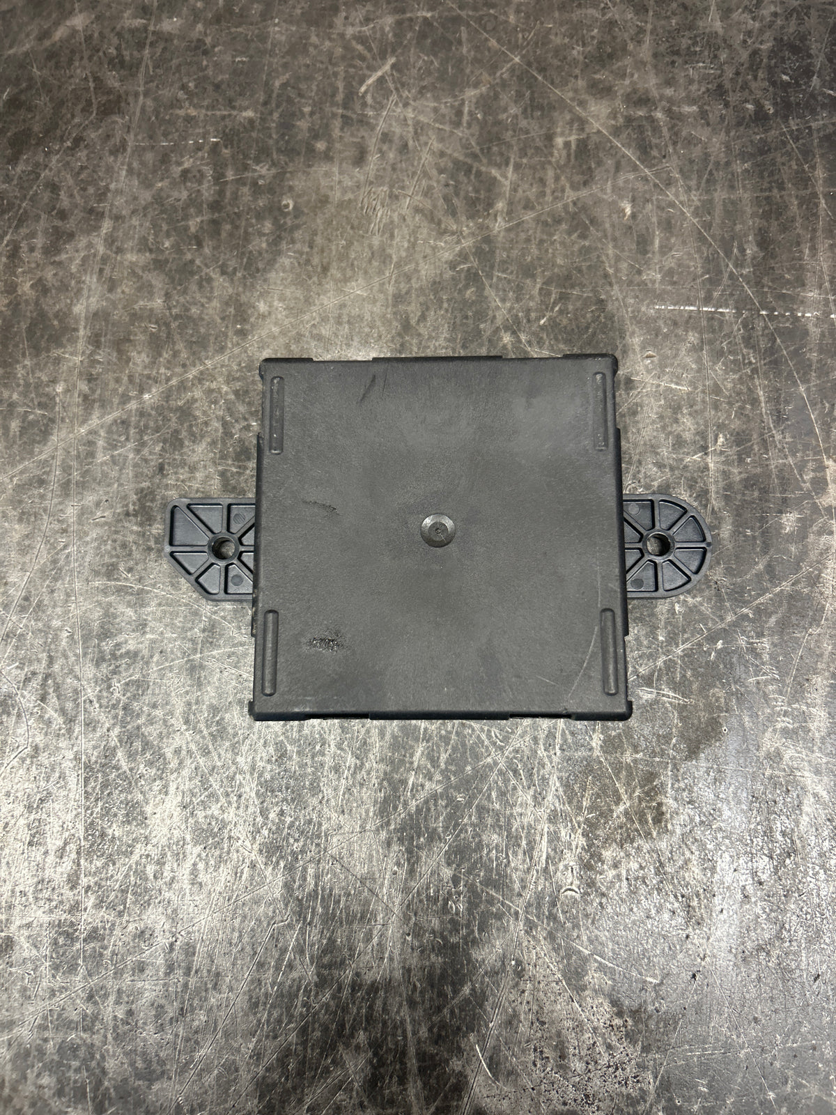 2013-2014 Ram 1500 Front Passenger RH Door Control Module 68155770AD OEM