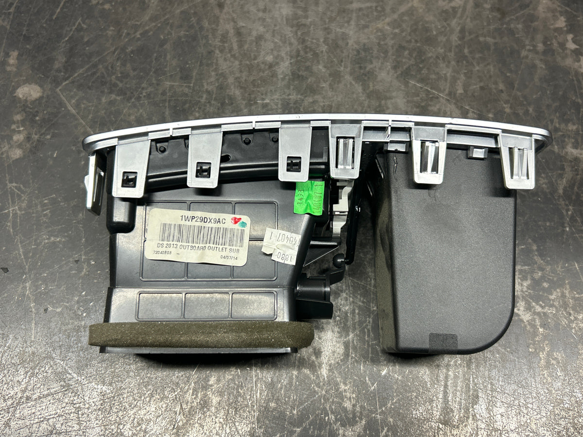 2013-2018 Ram 1500 LH & RH Outer Dash Air Vents W/ Headlight Switch 68189154AA