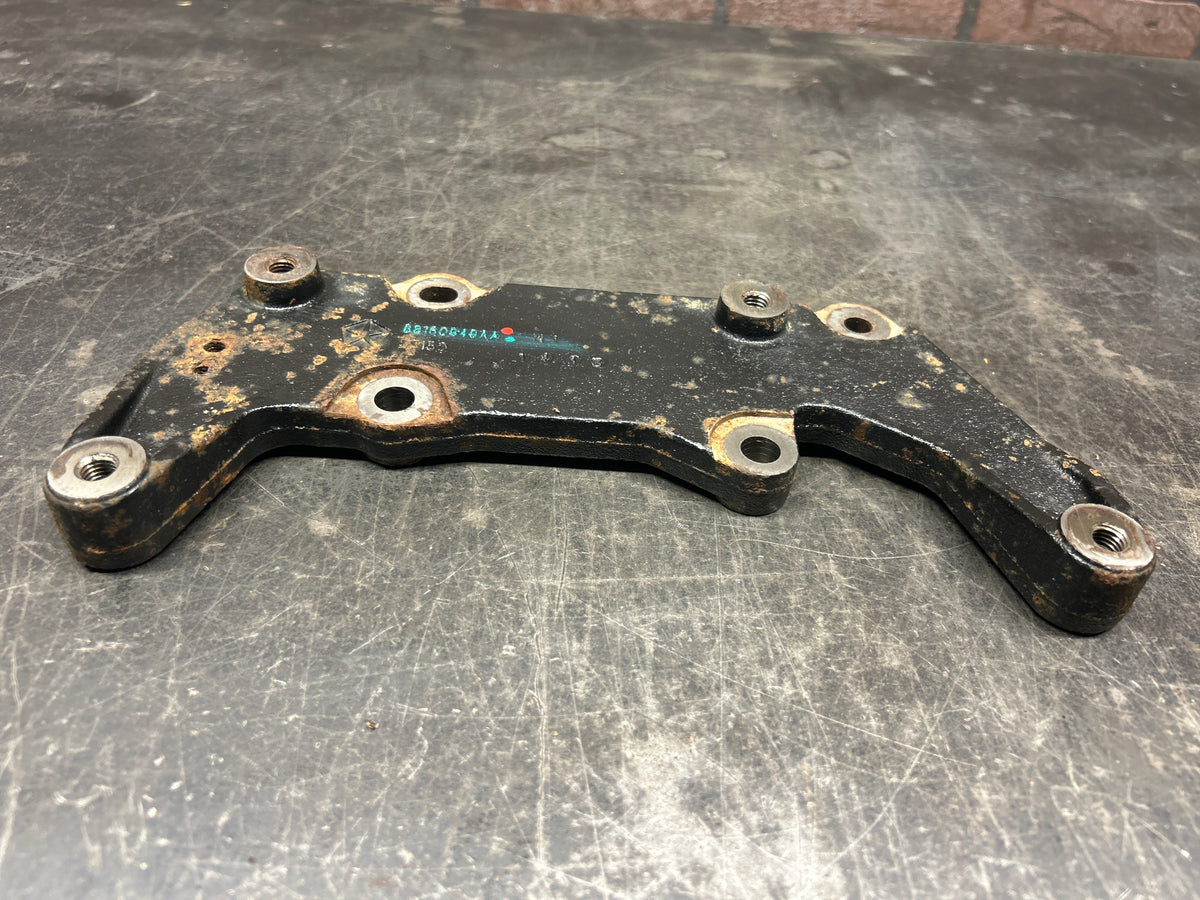 2014-2018 Ram 1500 3.0L EcoDiesel A/T Transmission Mount Bracket 68160949AA OEM