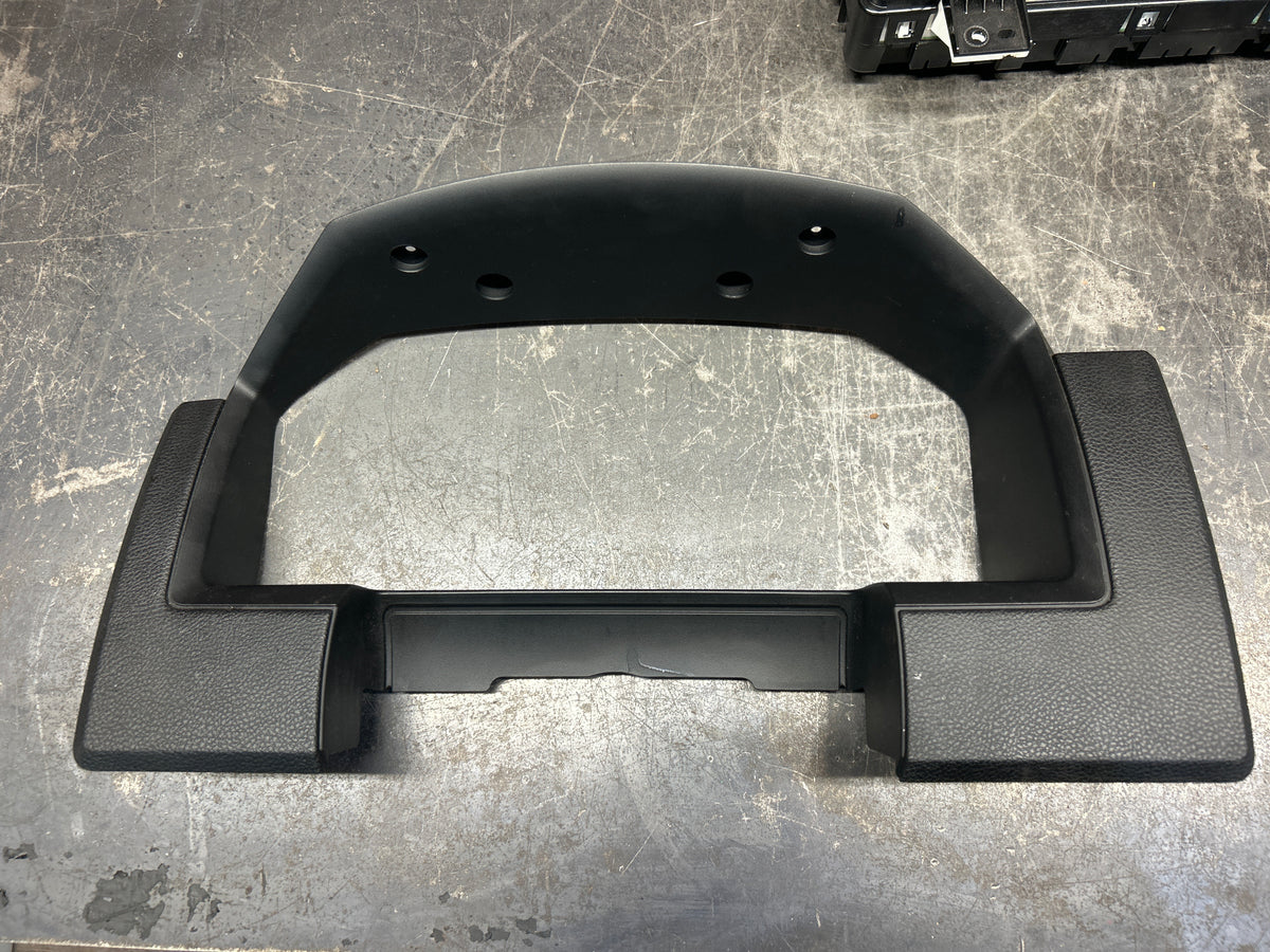 2014 Ram 1500 3.0L EcoDiesel Speedometer Gauge Cluster W/ Bezel 56054706AE OEM