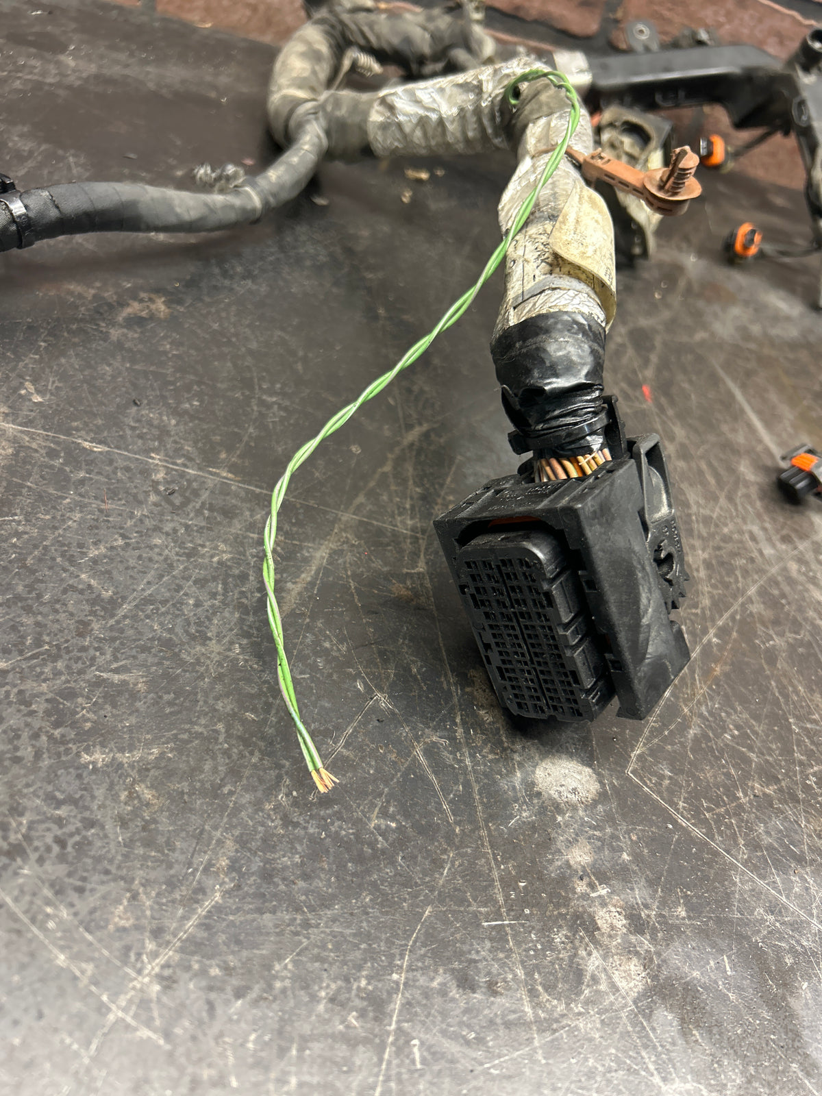 2014 Ram 1500 3.0L EcoDiesel Engine Wiring Harness 68196354 OEM