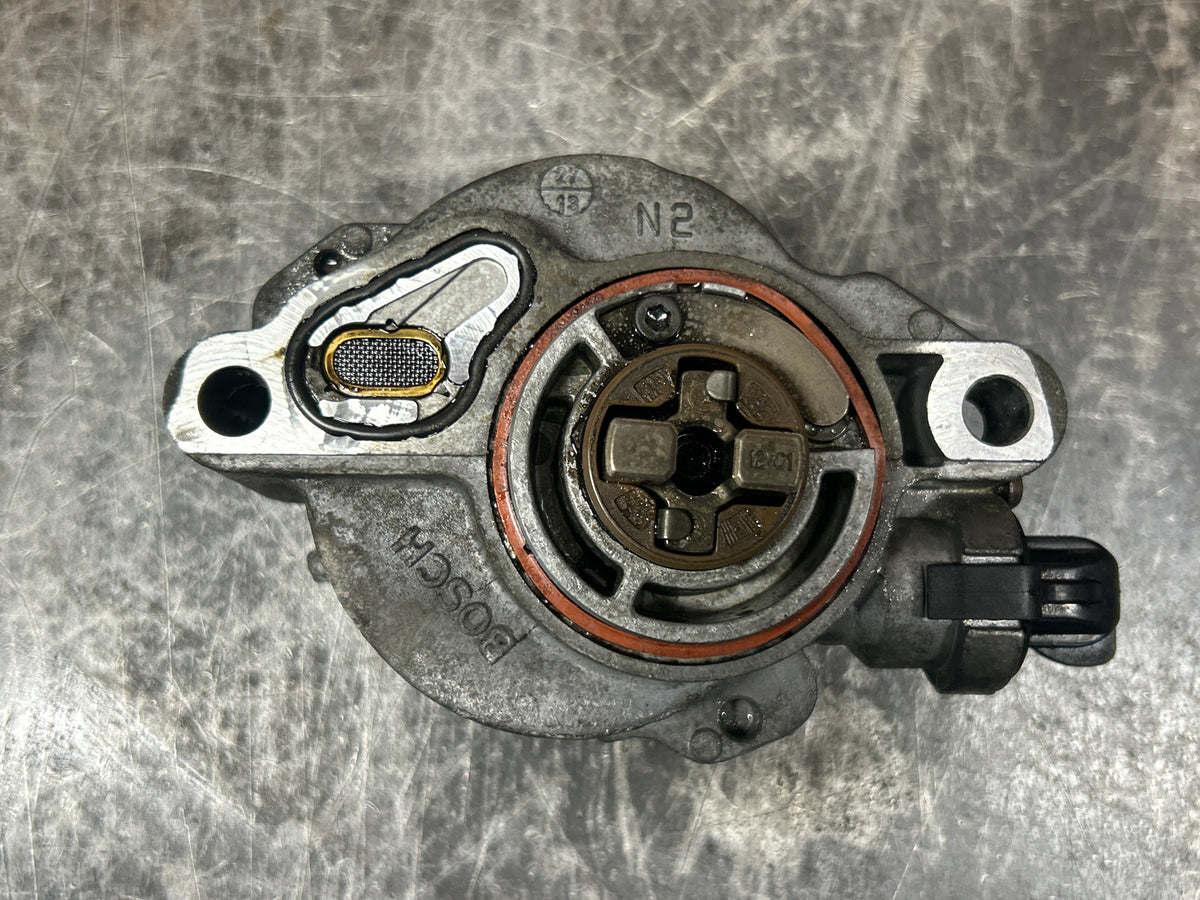 2014-2018 Ram 1500 3.0L EcoDiesel Power Brake Vacuum Pump Bosch OEM