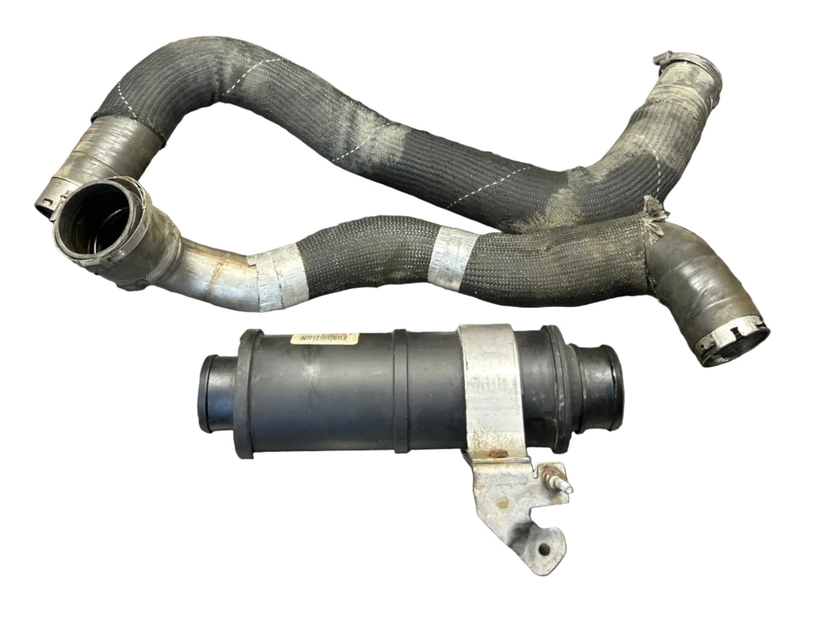 2014-2018 Ram 1500 3.0L EcoDiesel Turbo Charge Air Pipe Hose Set 52014949AD OEM
