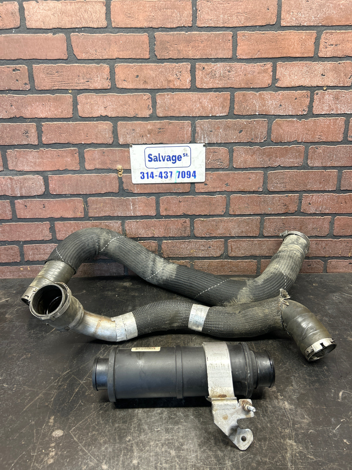 2014-2018 Ram 1500 3.0L EcoDiesel Turbo Charge Air Pipe Hose Set 52014949AD OEM