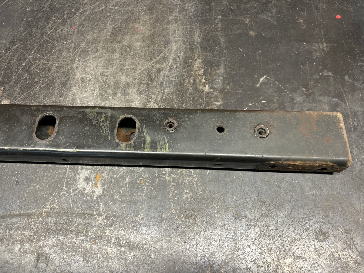 2014-2018 Ram 1500 3.0L EcoDiesel 4WD Auto Transmission Crossmember Bracket 4x4