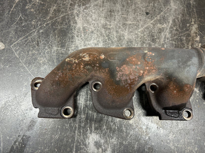 2014-2018 Ram 1500 3.0L EcoDiesel LH & RH Exhaust Manifold Pair W/ Crossover OEM