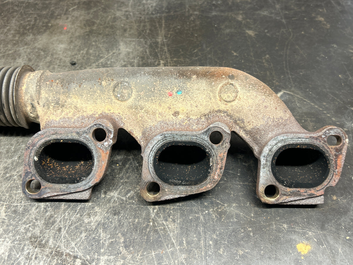 2014-2018 Ram 1500 3.0L EcoDiesel LH & RH Exhaust Manifold Pair W/ Crossover OEM