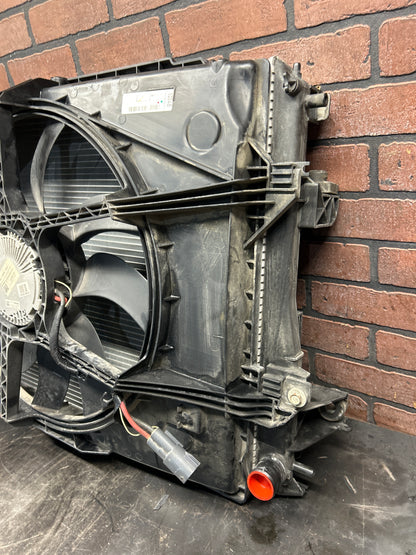 2014-2018 Ram 1500 3.0L EcoDiesel Radiator Cooling Module W/ Fan 68217820AB OEM