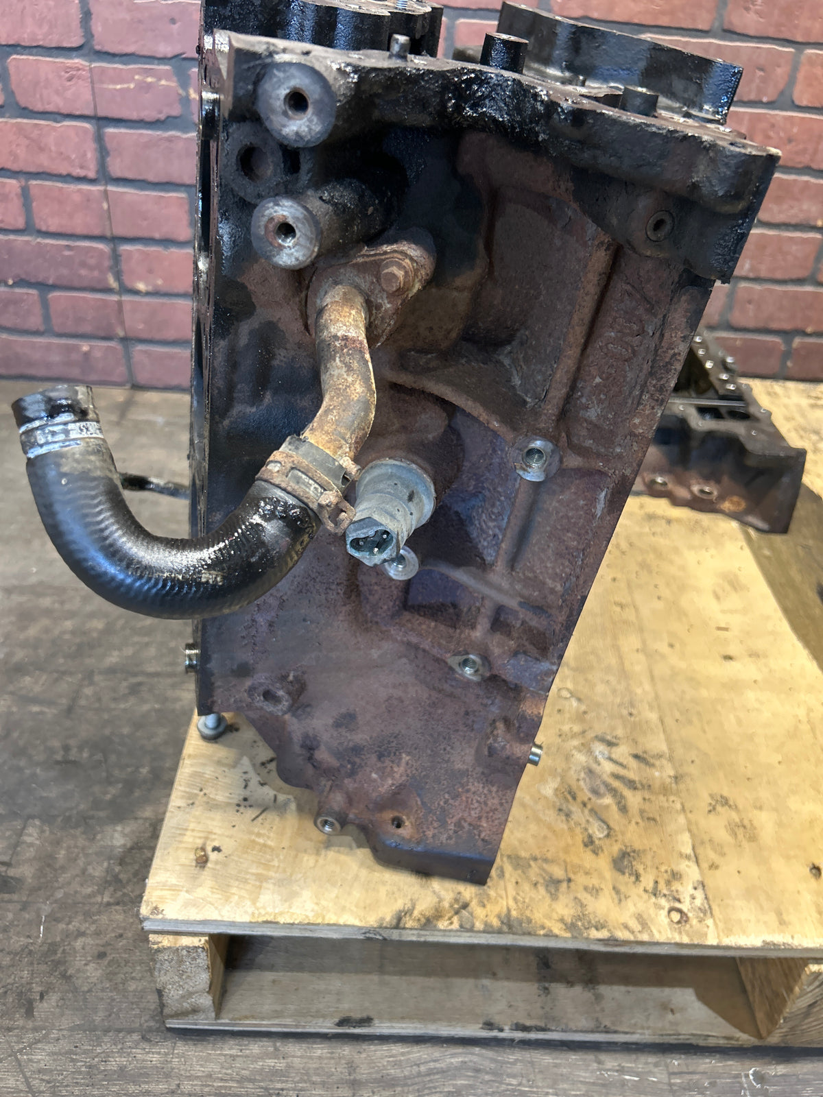 2014-2018 Ram 1500 3.0L EcoDiesel Bare Engine Cylinder Block w/ Bedplate CORE