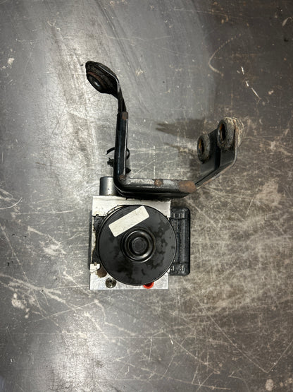 2014-2016 Ram 1500 EcoDiesel ABS Anti-Lock Brake Pump Module 68193650AD OEM