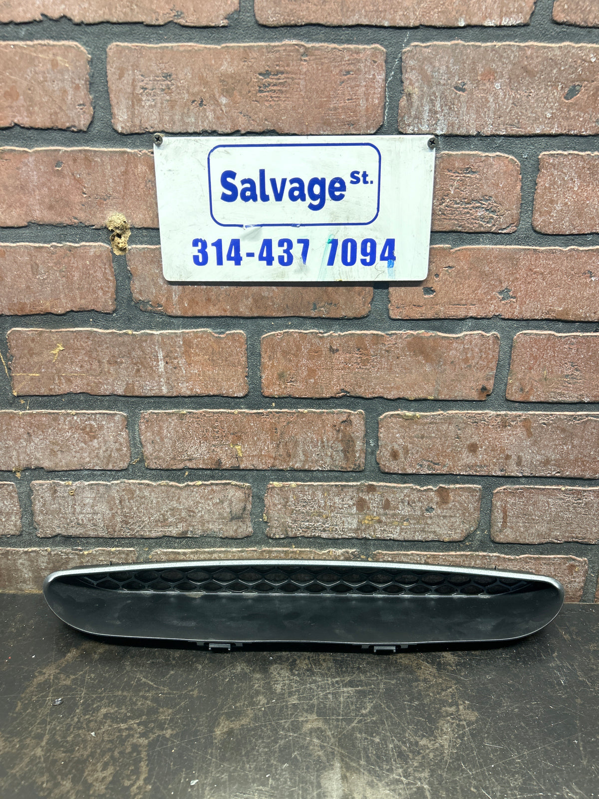 Dodge Charger SRT Hellcat Hood Scoop Insert Trim Panel 68202462AD OEM