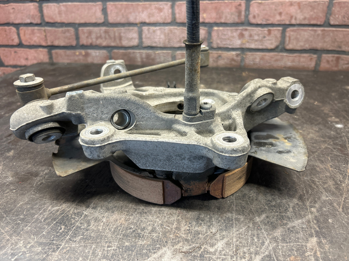 15-23 Dodge Charger Hellcat Rear Left Spindle Knuckle W/ Hub 04854463AF OEM