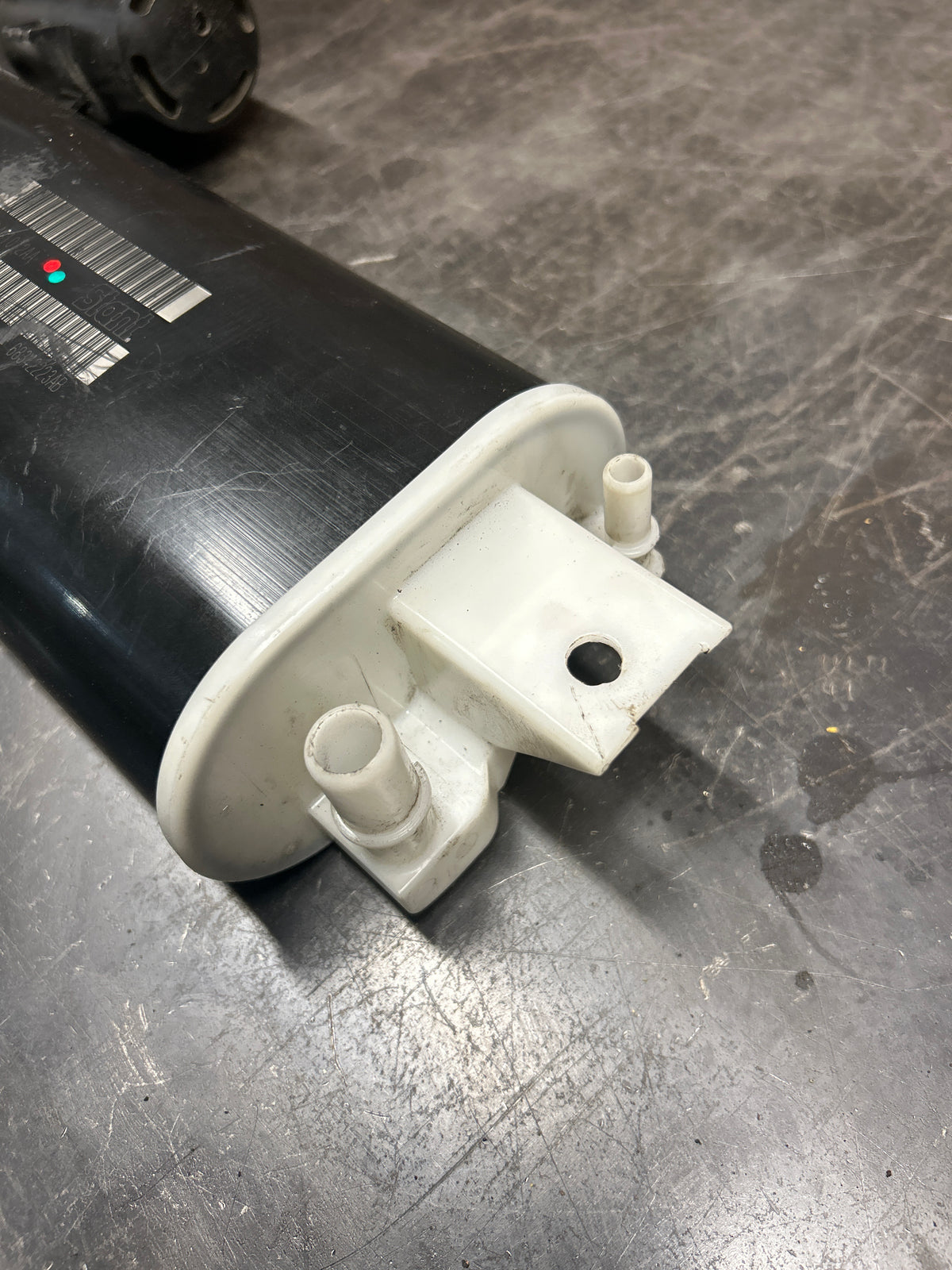 15-23 Dodge Charger Hellcat 6.2L EVAP Fuel Vapor Charcoal Canister OEM