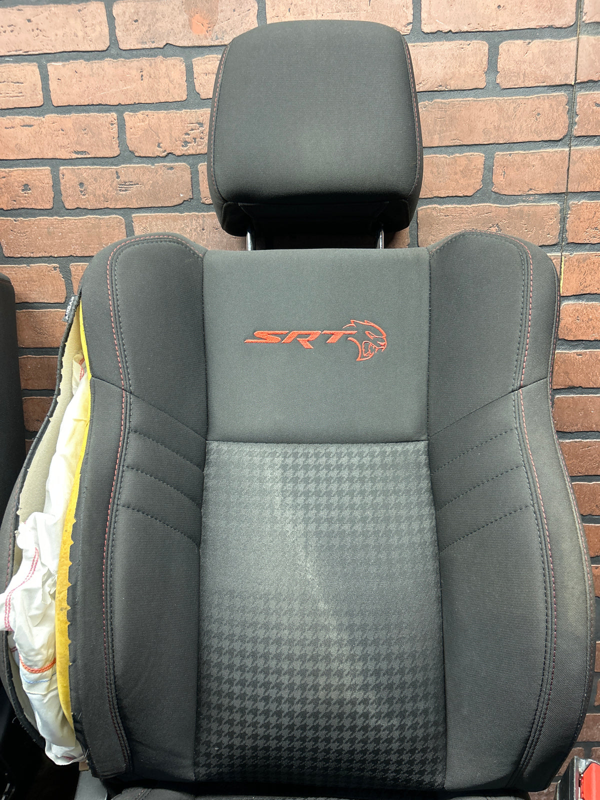 15-23 Dodge Charger SRT Hellcat Front Seat Set Black Cloth W/ Red Stitch OEM