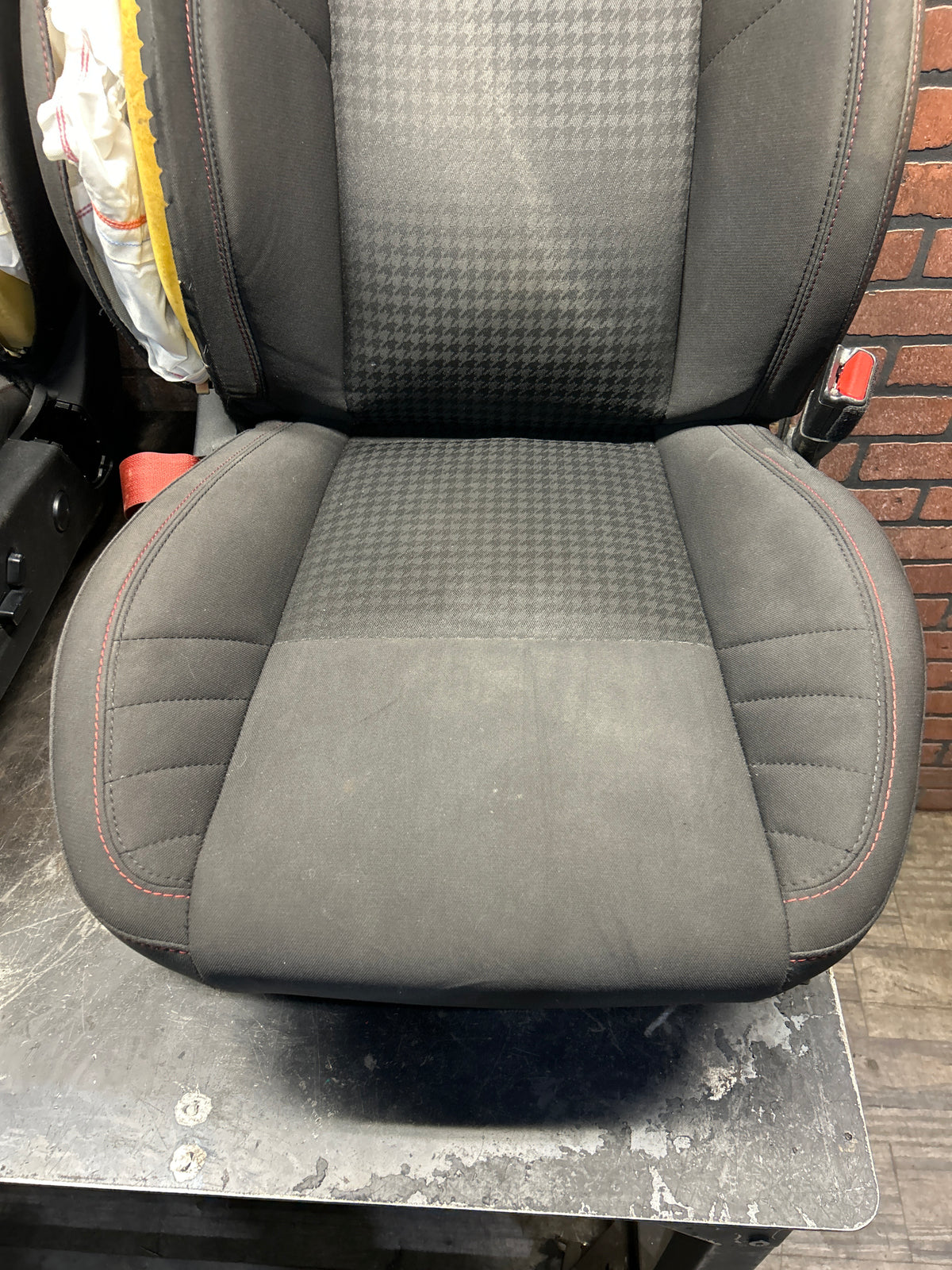 15-23 Dodge Charger SRT Hellcat Front Seat Set Black Cloth W/ Red Stitch OEM