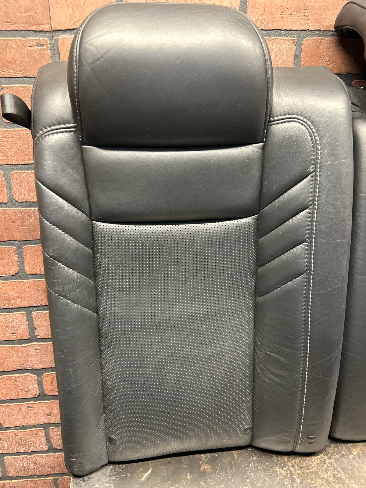 15-23 Dodge Charger SRT Hellcat Rear Seat Set Black Leather W/ Side Bolsters OEM