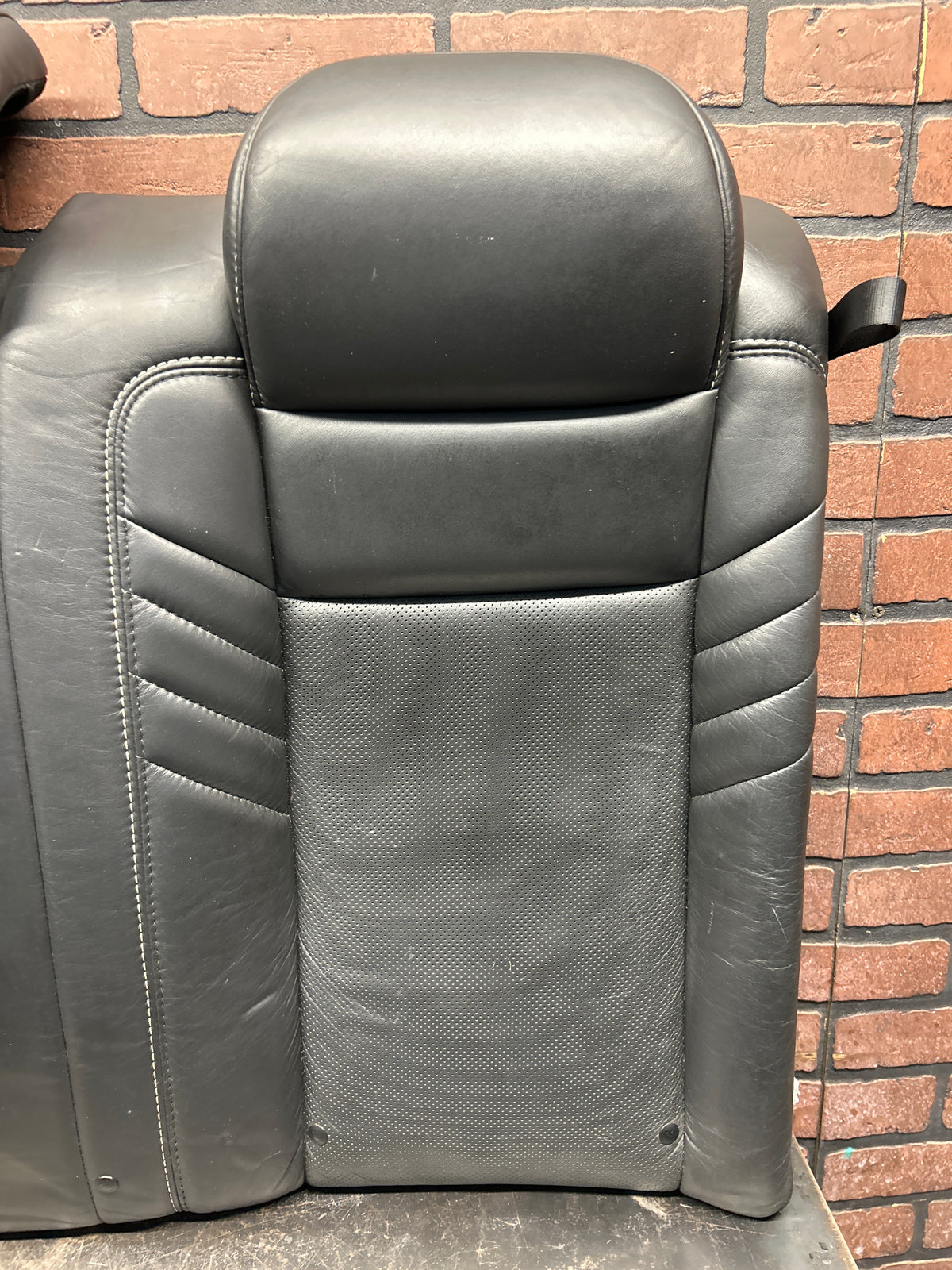 15-23 Dodge Charger SRT Hellcat Rear Seat Set Black Leather W/ Side Bolsters OEM
