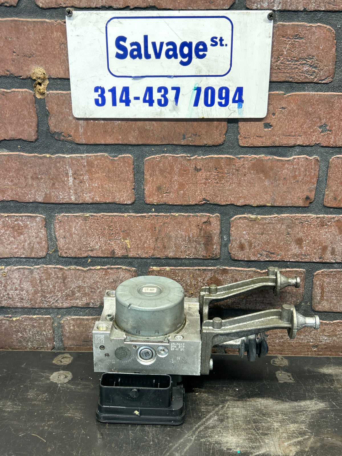 2019 Dodge Charger Hellcat ABS Anti-Lock Brake Pump Module 68394697AD OEM
