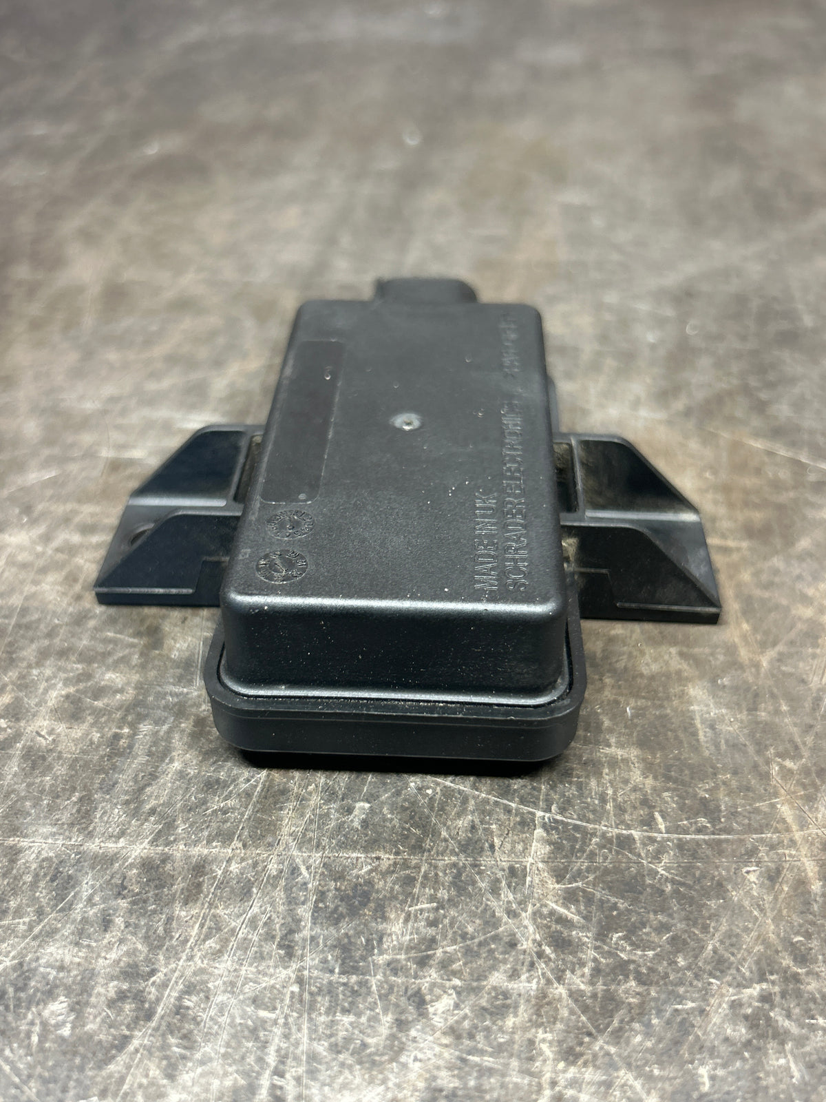 2019 Dodge Charger Hellcat Tire Pressure Monitoring TPMS Module 68219831AF OEM