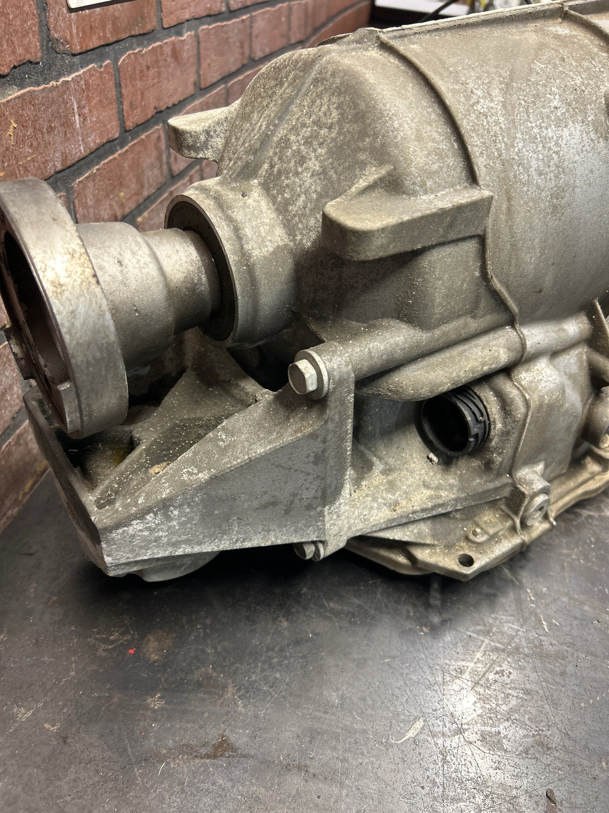 15-23 Dodge Charger Hellcat ZF 8HP90 Automatic Transmission 68283000AB 64K OEM