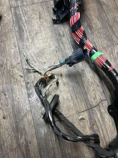 2019 Dodge Charger Hellcat Body Wiring Harness W/ Fuse Box 68384050AE OEM