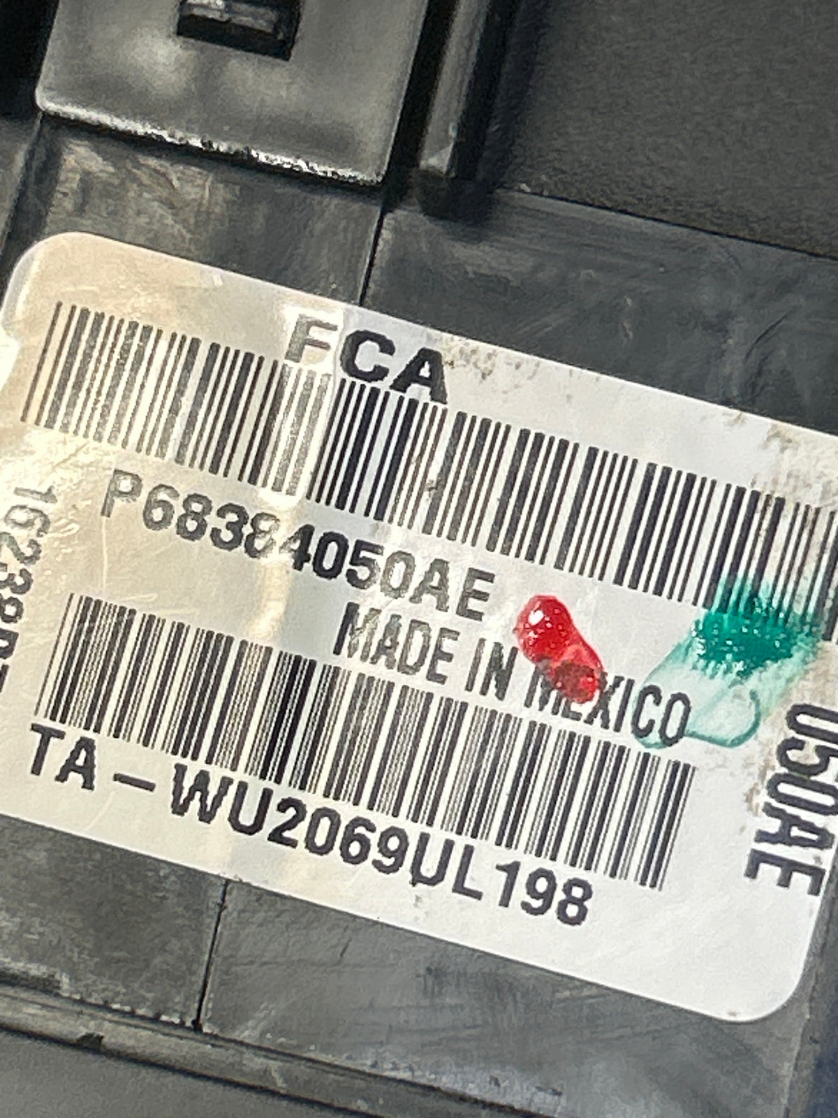 2019 Dodge Charger Hellcat Body Wiring Harness W/ Fuse Box 68384050AE OEM