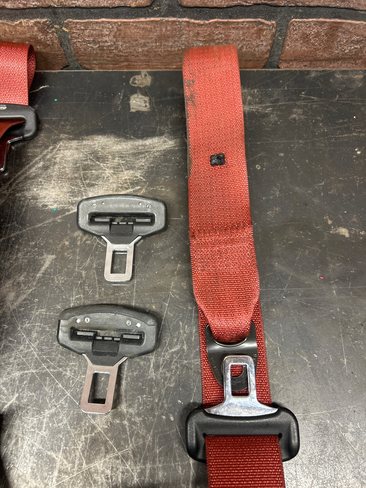2019 Dodge Charger Hellcat Rear Seat Belt Set Red 6KE111R5AB W/ Buckles OEM