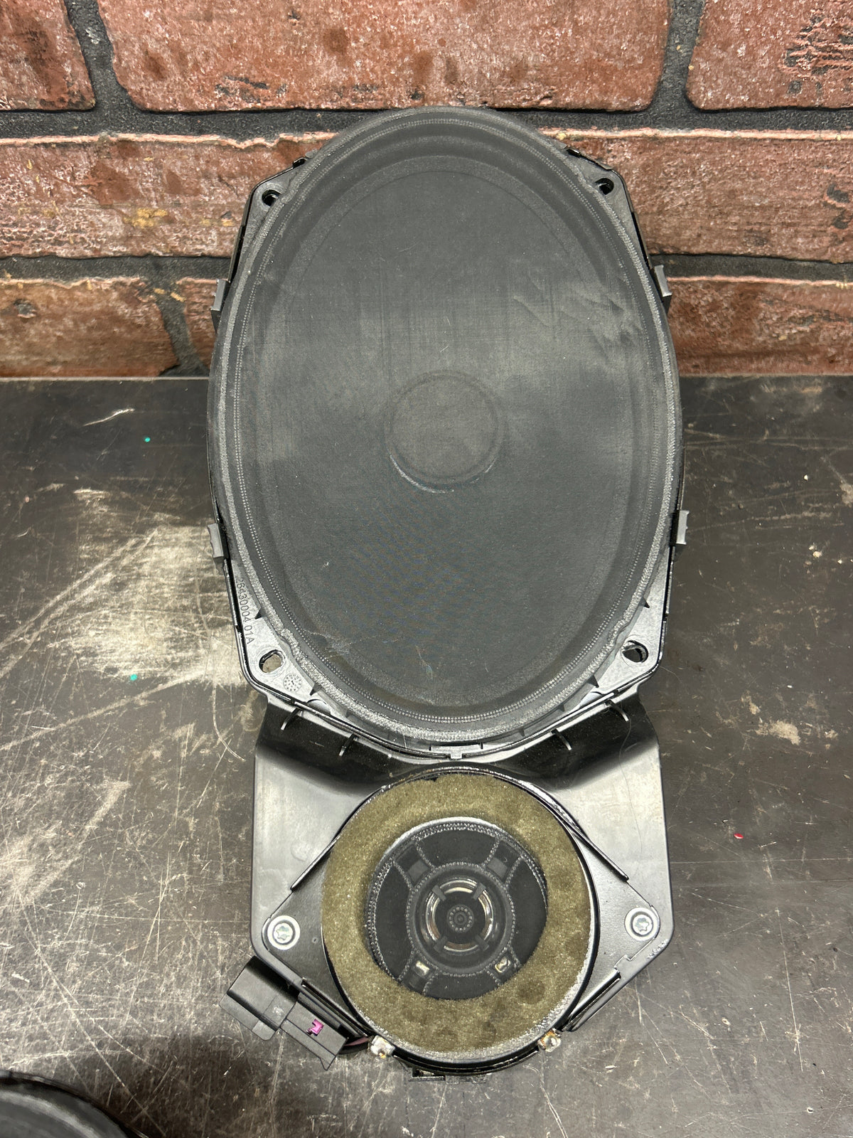 15-23 Dodge Charger Hellcat Harman Kardon Speaker Set Of 9 68043045AD OEM