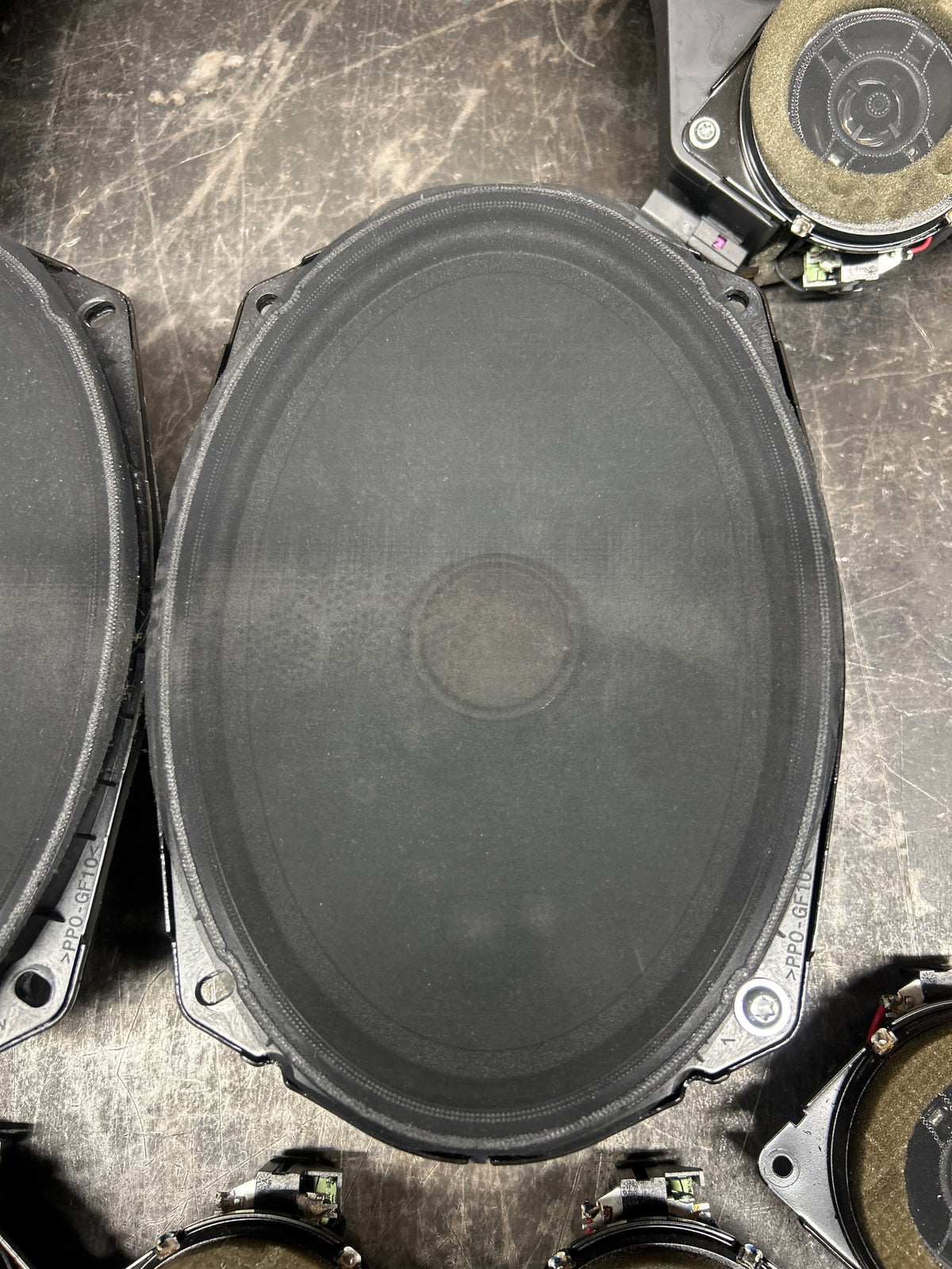 15-23 Dodge Charger Hellcat Harman Kardon Speaker Set Of 9 68043045AD OEM
