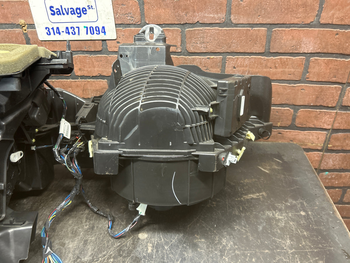 2011-2023 Chrysler 300SRT8 HVAC AC CLIMATE HEATER CORE BLOWER HOUSING BOX OEM